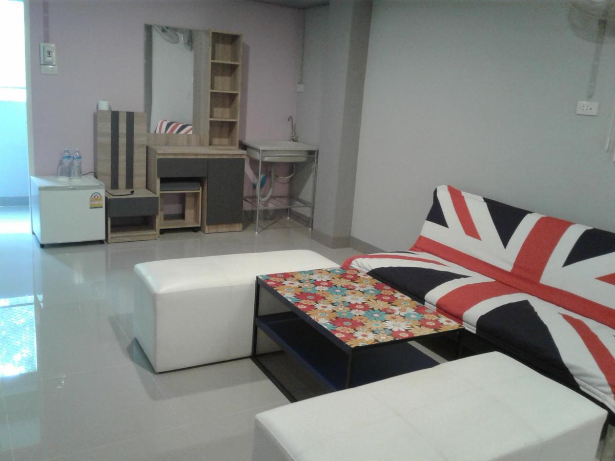 Rinrada Place Hotel Ubon Ratchathani Esterno foto