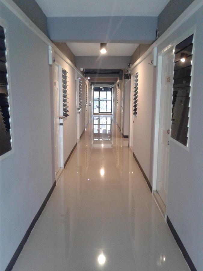 Rinrada Place Hotel Ubon Ratchathani Esterno foto
